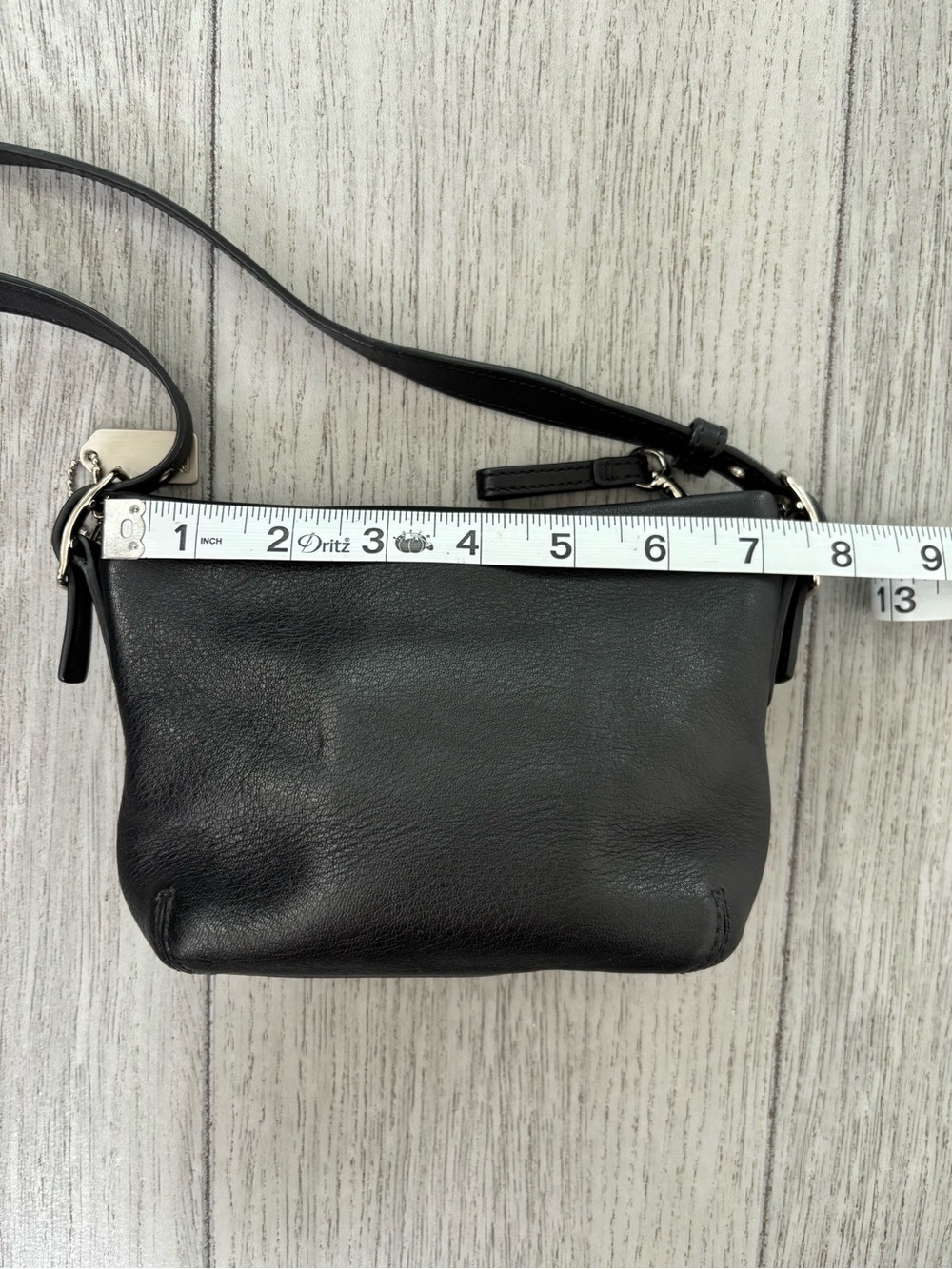 Coach vintage leather bag. Y2K mini legacy with silver hangtag in EUC. - Picture 10 of 12